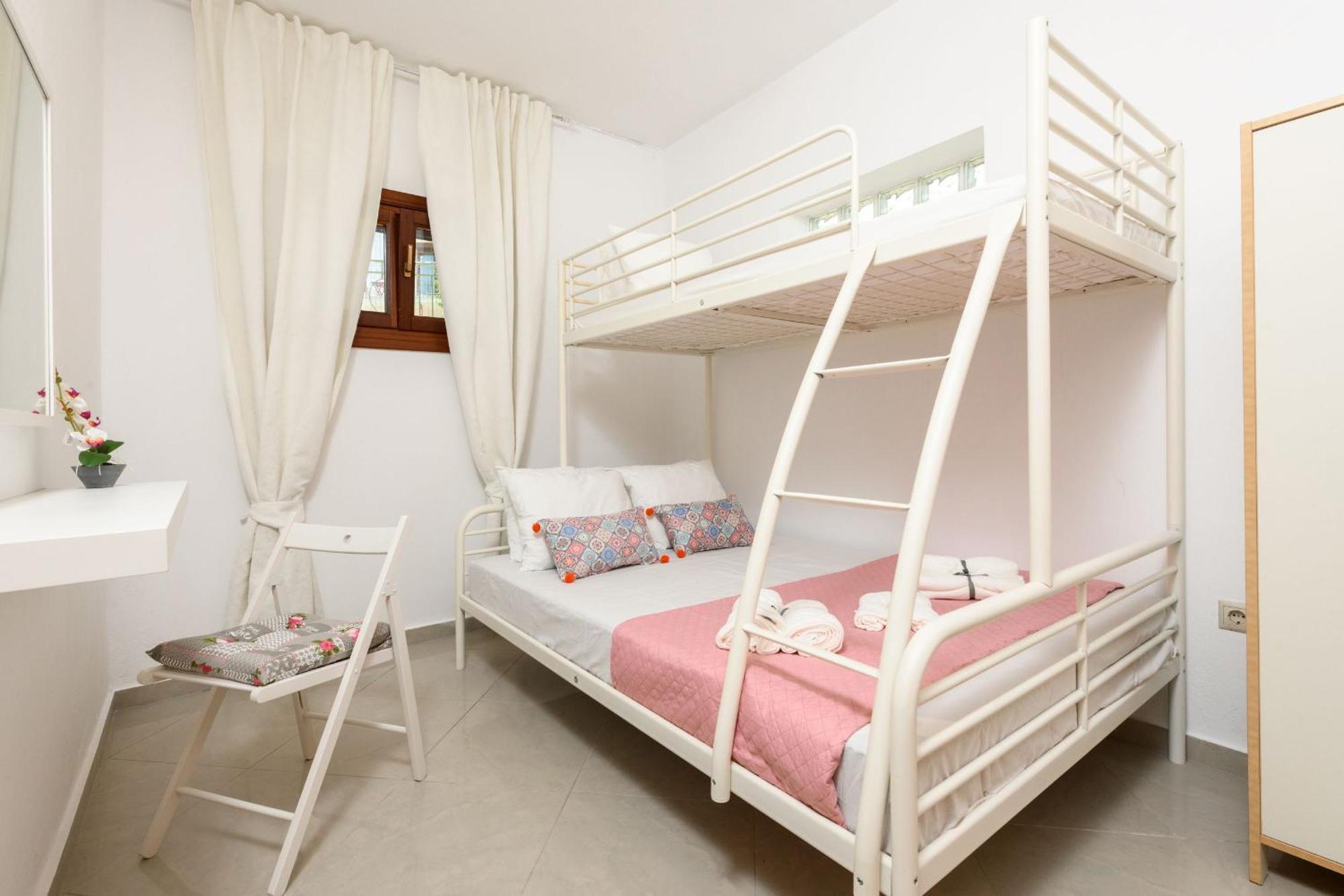 Whitegold Apartments Panagia Panagia  Extérieur photo