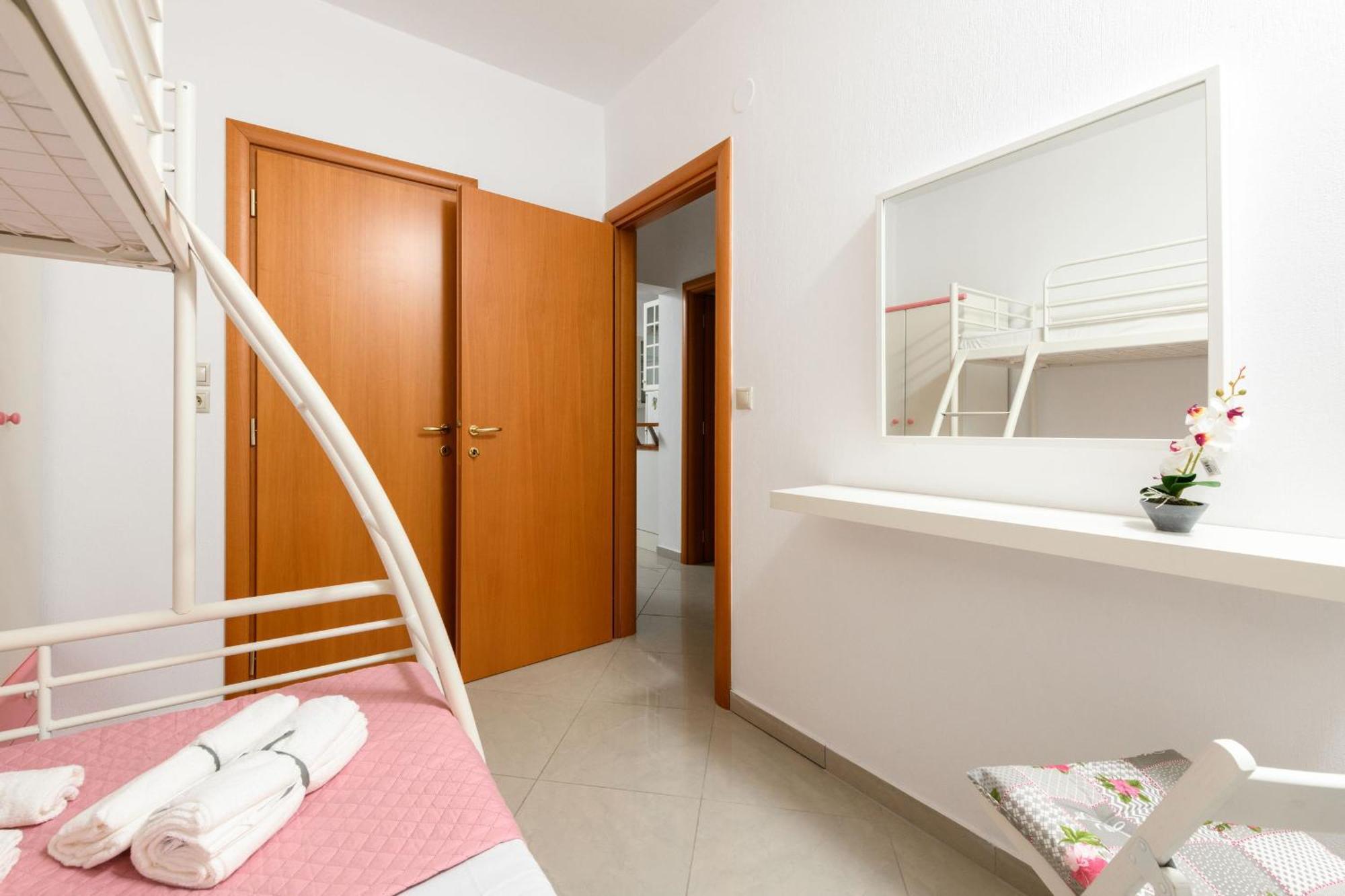 Whitegold Apartments Panagia Panagia  Chambre photo