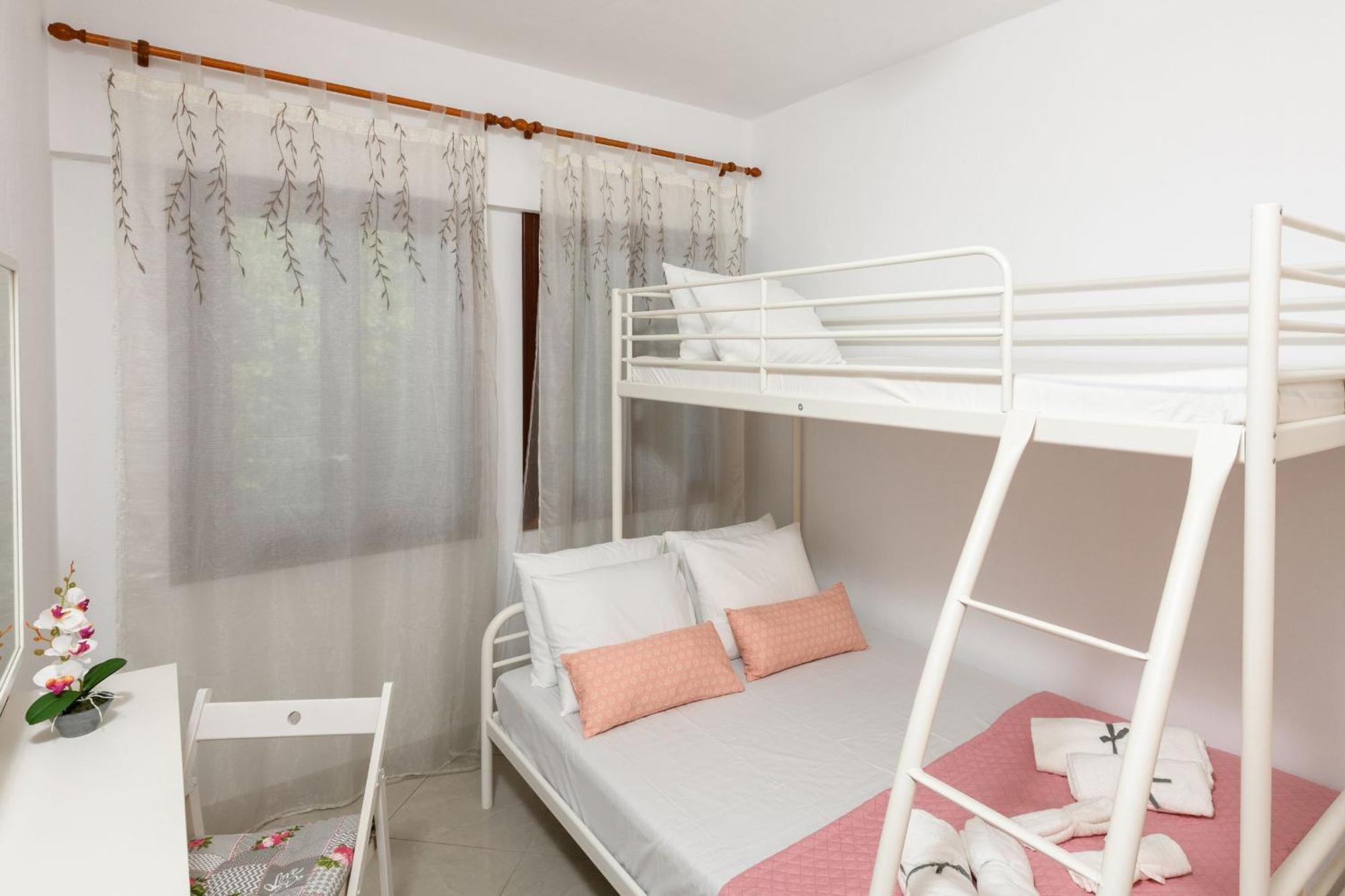 Whitegold Apartments Panagia Panagia  Chambre photo