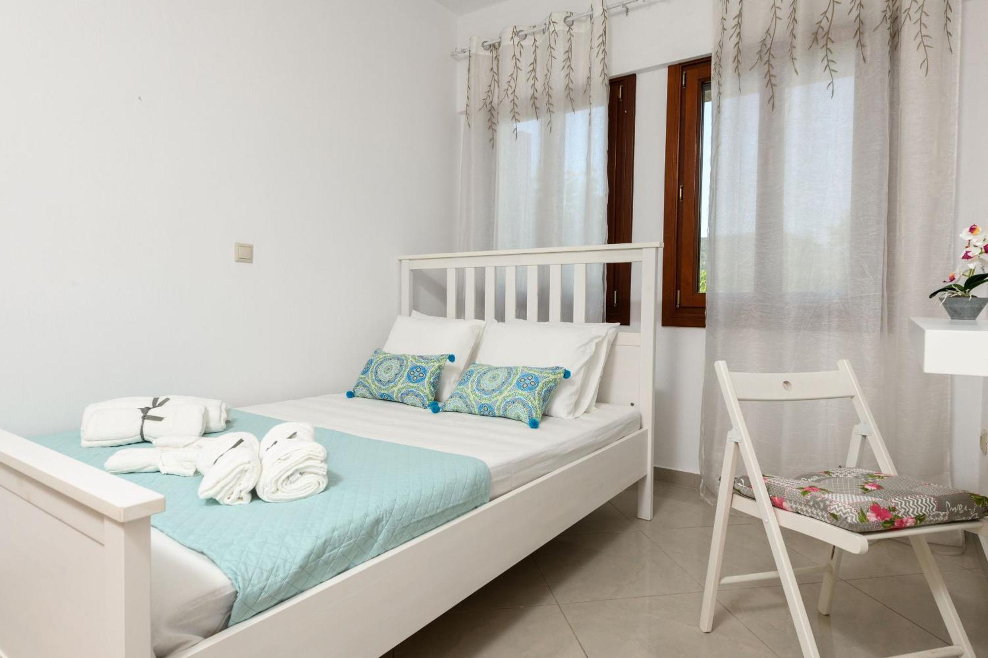 Whitegold Apartments Panagia Panagia  Extérieur photo