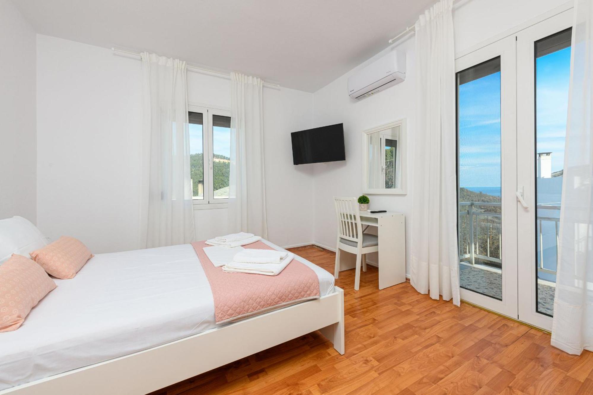Whitegold Apartments Panagia Panagia  Extérieur photo