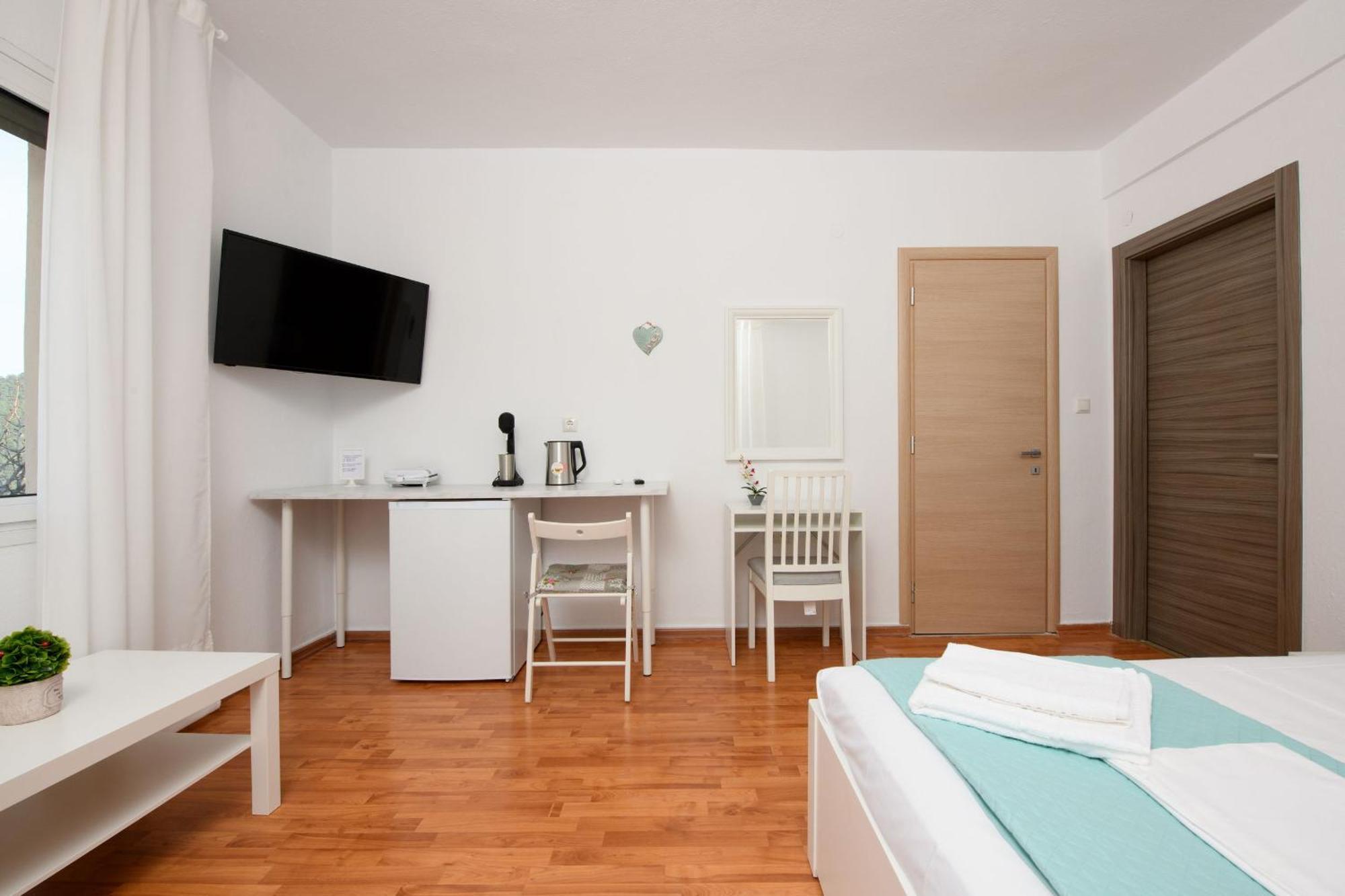 Whitegold Apartments Panagia Panagia  Chambre photo