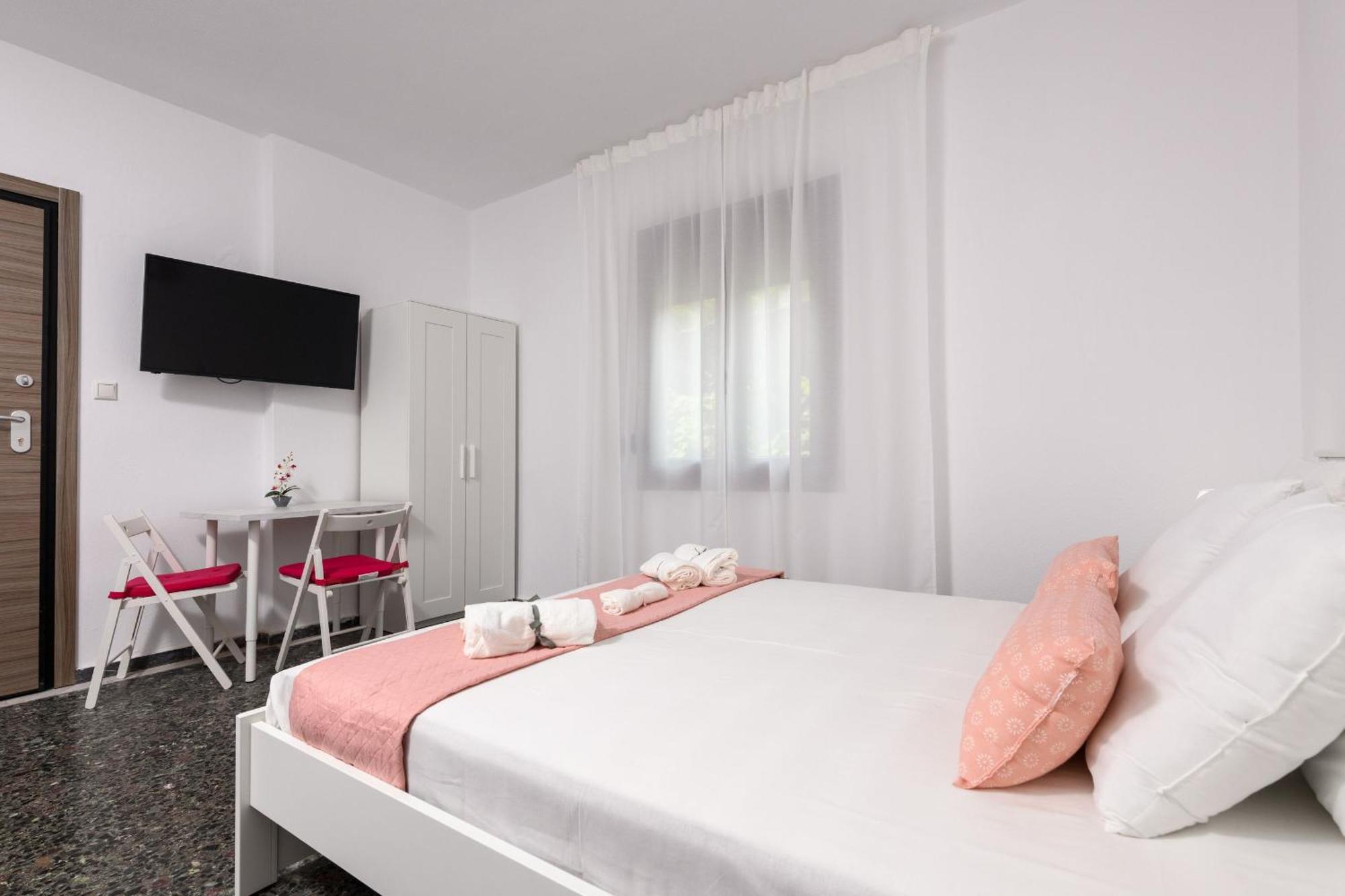 Whitegold Apartments Panagia Panagia  Chambre photo